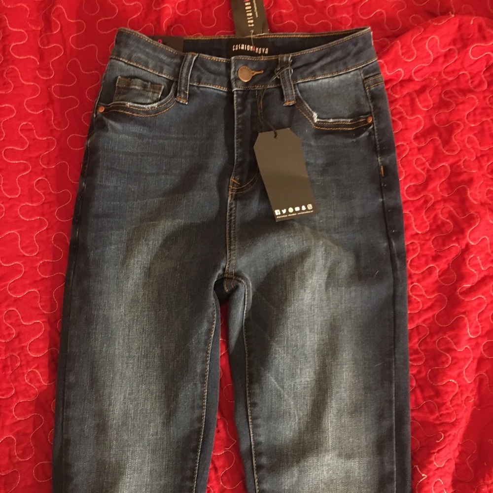 Fashion nova jeans - Picture 2 of 4
